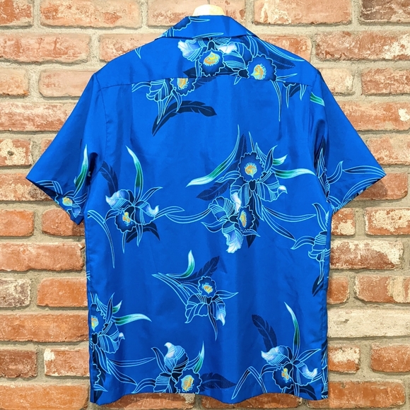 Vintage Hilo Hattie floral Hawaiian shirt - Picture 4 of 4